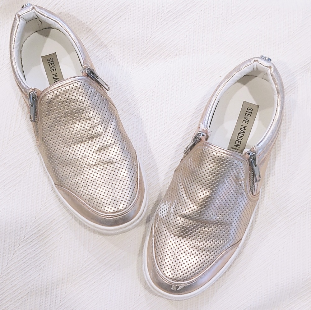 Steve Madden ▪️Ellia's Rose Gold Slipons - SZ 7.5